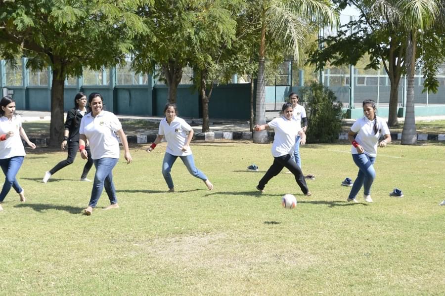 SKIPS School of Business Events photo 5